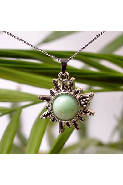 Taş Sandığı Chrysoprase Stone Sun Necklace