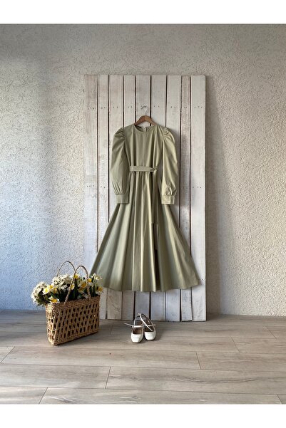 KÜÇÜĞÜM BUTİK Μακρύ απαλό πράσινο φόρεμα με φουσκωτό ποπλίνα