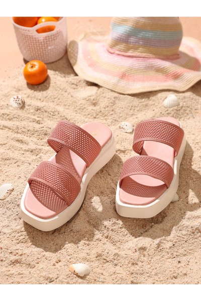 GNIST By Styli Textured Double Strap Flatform Sandals