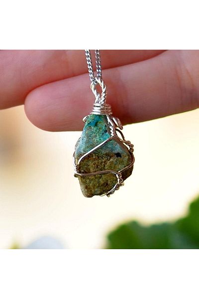 Taş Sandığı Raw Chrysocolla Stone Necklace - Wire Wrapped