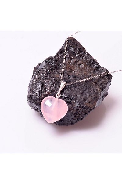 Taş Sandığı Pink Quartz Stone Silver Heart Necklace