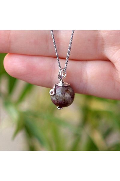 Taş Sandığı Tourmaline Stone Necklace - Sphere Shaped