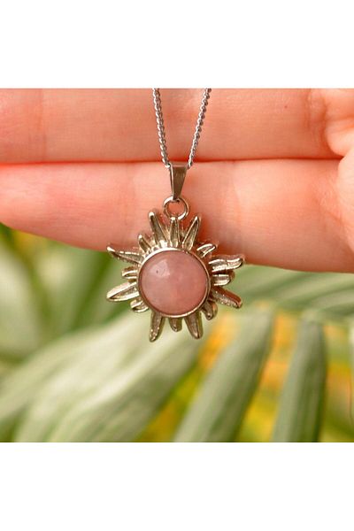 Taş Sandığı Pink Quartz Stone Sun Necklace