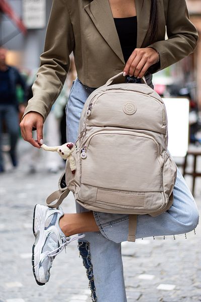 Çanta Trend Sanmorris Unisex Αδιάβροχο ύφασμα με θήκη φορητού υπολογιστή 3 θέσεων Μαύρο έγχρωμο σχολικό σακίδιο ταξιδιού