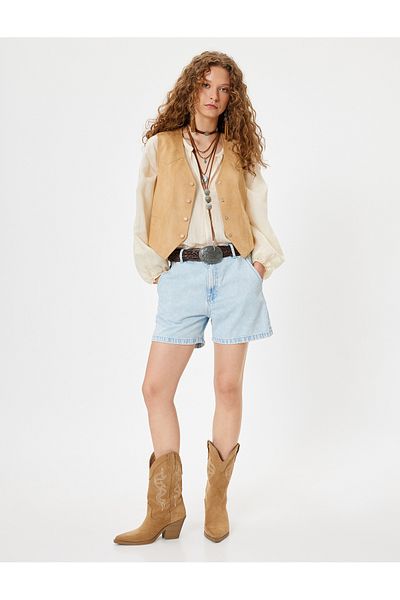 Koton Mini pantaloni scurți confortabili din denim, cu talie înaltă și buzunare cu nasturi - bumbac