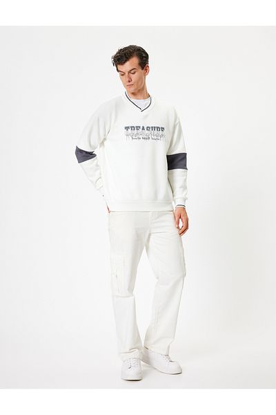 Koton Φούτερ με στάμπα V-Neck Slogan Oversize από βαμβακερό μείγμα - Λεπτομέρεια μανίκι