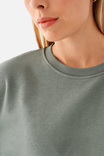 Superstacy Ніна Памуклу Базова хакі-футболка