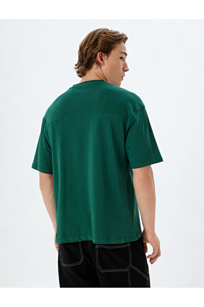 Koton Übergroßes T-Shirt aus Baumwolle mit Slogan-Aufdruck, Rundhalsausschnitt und kurzen Ärmeln