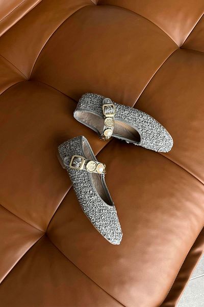 STRASWANS Leonardo Women - Gray Linen Ballerinas with Accessory Detail