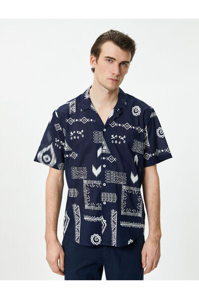 Koton Πουκάμισο με γιακά με έθνικ σχέδιο - κοντά μανίκια και κουμπιά