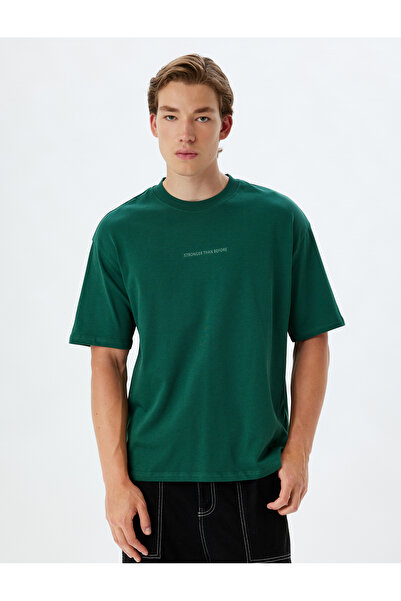 Koton Übergroßes T-Shirt aus Baumwolle mit Slogan-Aufdruck, Rundhalsausschnitt und kurzen Ärmeln