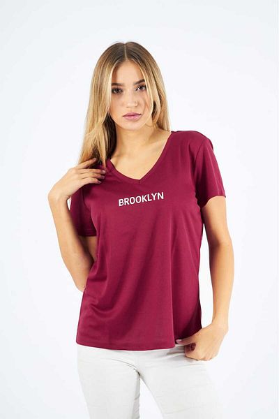 Moda Işık Αθλητικό T-Shirt με λαιμόκοψη σε μπορντό χρώμα - εμπριμέ