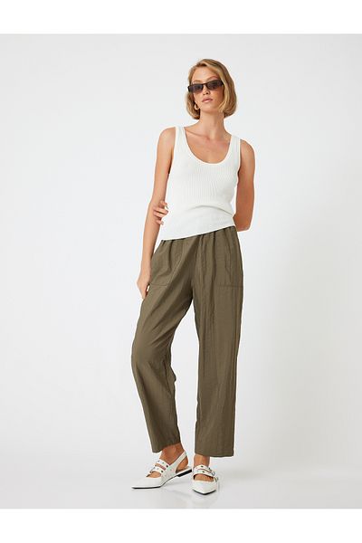 Koton Hose mit weitem Bein, Taschen und elastischem Bund