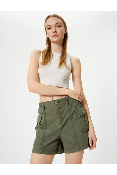 Koton Cargo-Shorts aus Baumwolle – mit Taschendetail und Knöpfen