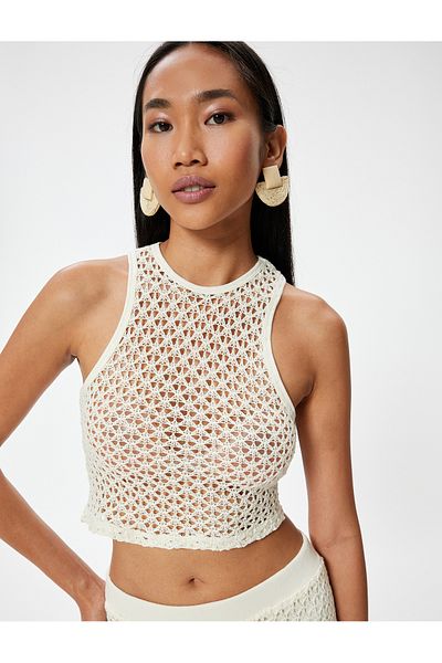 Koton Melis Ağazat - Crop Halter Collar Crochet Top