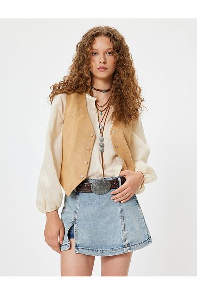 Koton Slim Fit Mini-Jeansshorts – Schlitz und Nähte