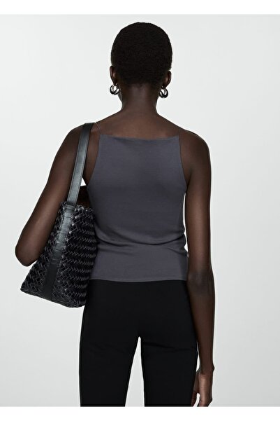 MANGO Woman Μπλούζα με λαιμόκοψη με λεπτή εφαρμογή