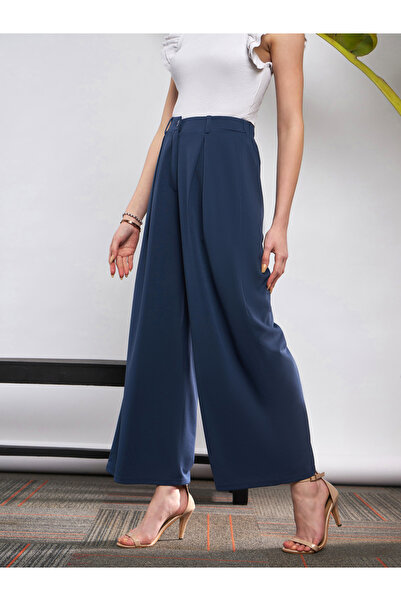Sassafras By Styli Front Pleated Loose Fit Pants
