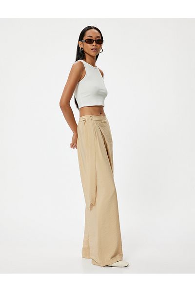 Koton Hose mit weitem Bein, hoher Taille, Gürtel und Tasche