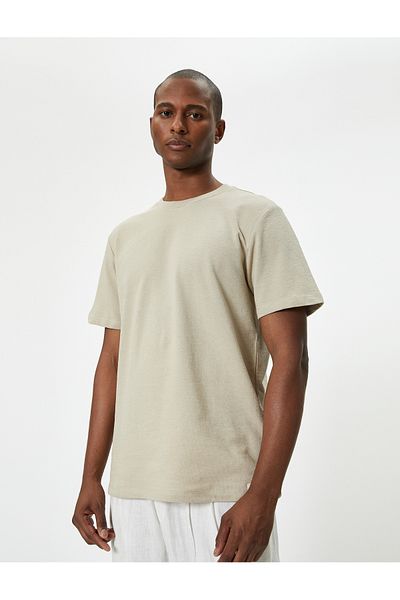 Koton Tricou de bază cu mânecă scurtă cu decolteu - Etichetă imprimată, texturată
