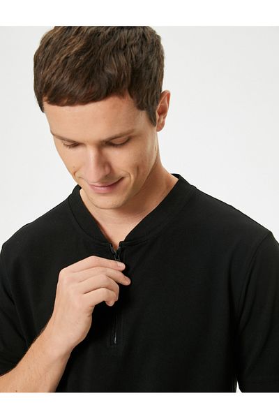 Koton T-Shirt με γιακά που επικρατεί σε λεπτή εφαρμογή - Μισό φερμουάρ, κοντό μανίκι