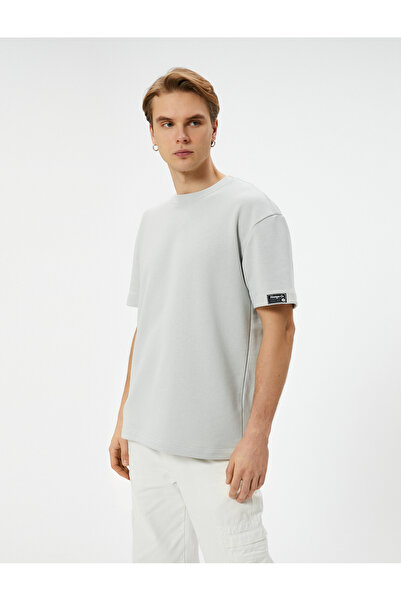 Koton Голяма тениска с етикет и кръгла яка