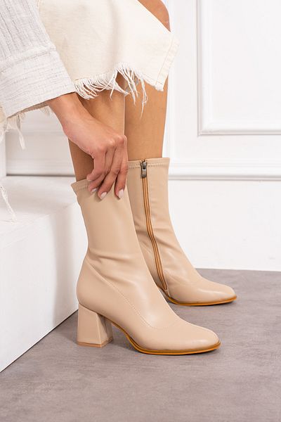 wolk shoes Emily Women's Heeled Stretch Boots - Cream