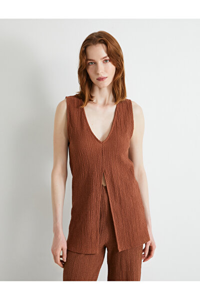 Koton Horní přední rozparek s texturou výstřihu do V