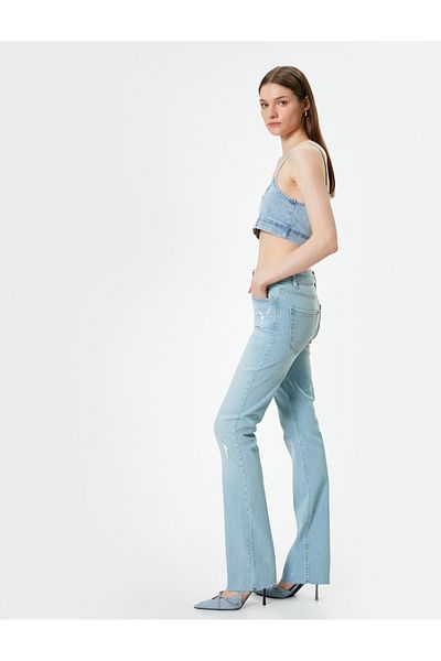 Koton High Waist Light Flare Slim Jeans - Slim Fit mit ausgestelltem Bein