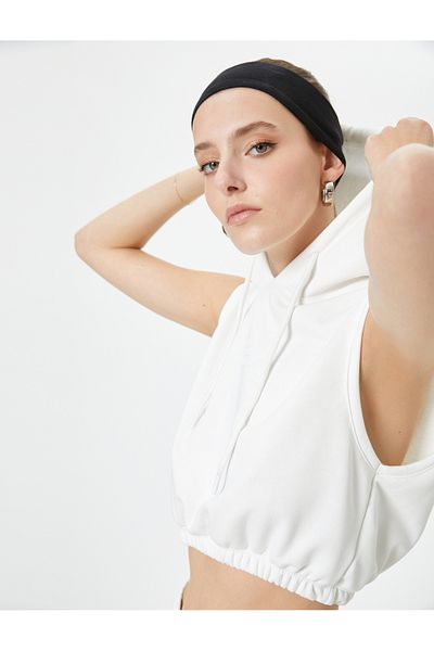 Koton Kurzes Sweatshirt mit Kapuze und elastischer Taille, ärmellos