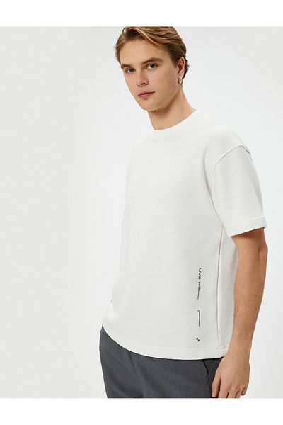 Koton Υπερμεγέθη T-Shirt Σλόγκαν με κοντό μανίκι λαιμόκοψη
