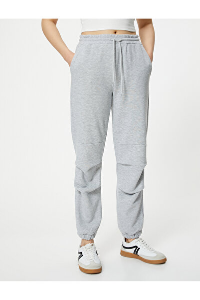 Koton Joggerhose mit Bindetaschen in der Taille und elastischen Beinen