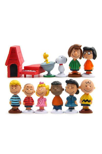 Choice White Hot Japan Cartoon Peanuts Snoopy Charlie Sally Woodstock Mini Figure Model Toys Miniature Cake