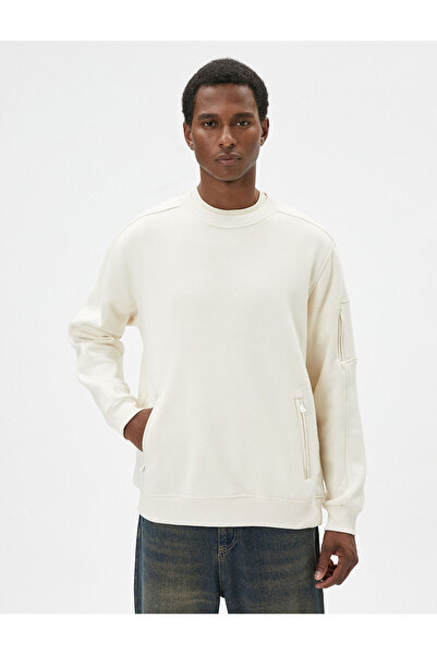 Koton Crew Neck Sweat με άνετη λεπτομέρεια ραφής τσέπης με φερμουάρ