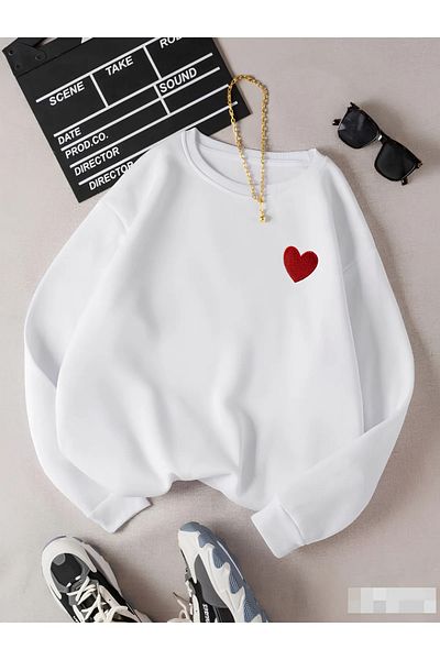 Moda Glo Women's Heart Printed Crew Neck Oversize Sweatshirt