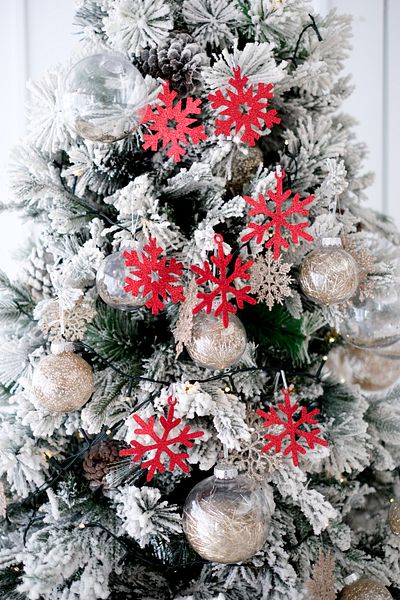 Partifabrik Snowflake Christmas Tree Ornament Red (Pack of 12 with string 9*9cm)