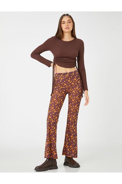 Koton Hose mit spanischem Bein, Blumenmuster, elastische Taille