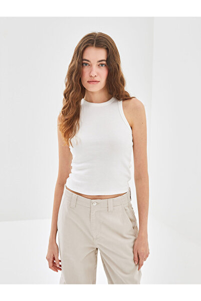 LC Waikiki Γυναικείο μπλουζάκι με λαιμόκοψη Özmarka New Season