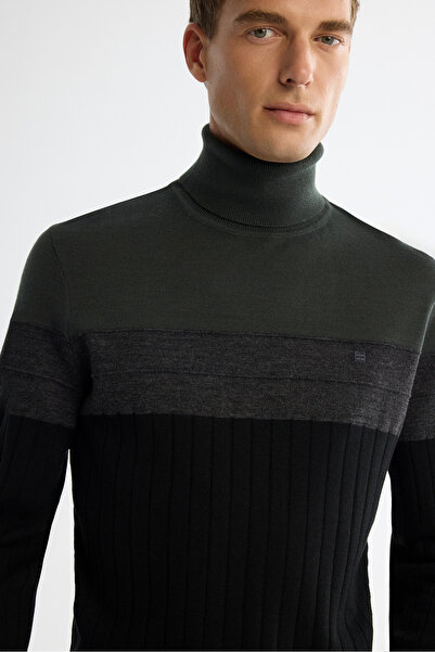 Avva Men's Khaki Full Turtleneck Color Block Wool Blend Regular Fit Sweater A42Y5013