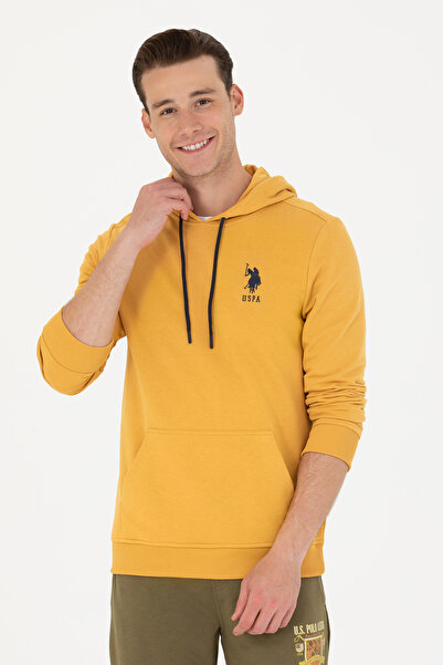 U.S. Polo Assn. سويت شيرت أساسي بلون الخردل للرجال 50269426-VR072