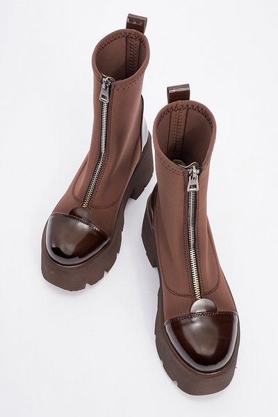 LuviShoes Γυναικείες μπότες BRAY καφέ λουστρίνι Scuba με χοντρή σόλα