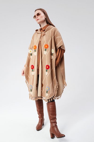 CNR TEKSTİL Embroidered Tasseled Knitwear Poncho