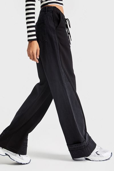 its basic Dámské kalhoty s volným designem 2W41 pletené džínoviny černé barvy