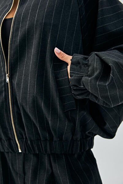 minaaise Kadın Siyah Yün Poliviskon Çizgili Fermuarlı Oversize Bomber Ceket 28075