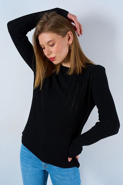 Qu Style Pulover negru ajurat TK 241076