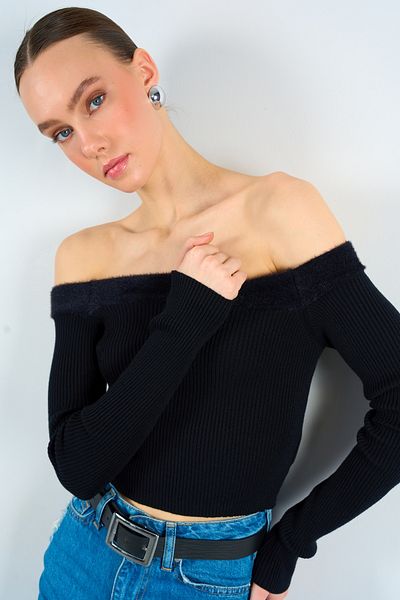 Qu Style Pulover cu barbă cu guler negru TK 231210