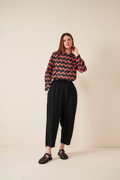 Kuaybe Gider BLUZĂ NEGRĂ ZIGZAG DE VISCOS