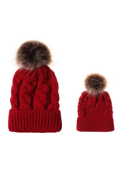 OEM Mother and child hat set with a Drool pompom (Color: Red)