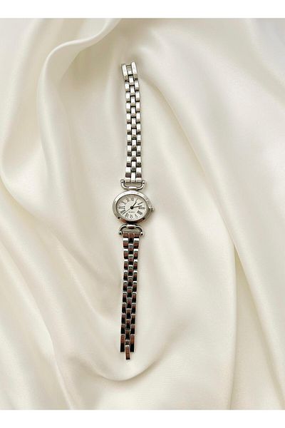 QUARTZ Silver Color Minimal Design Steel Band Women's Wristwatch