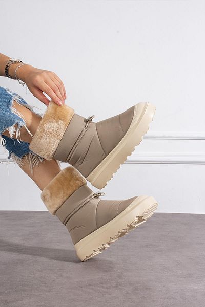 ShoeTek Losvina Beige Women's Snow Boots - Furry Parachute Fabric